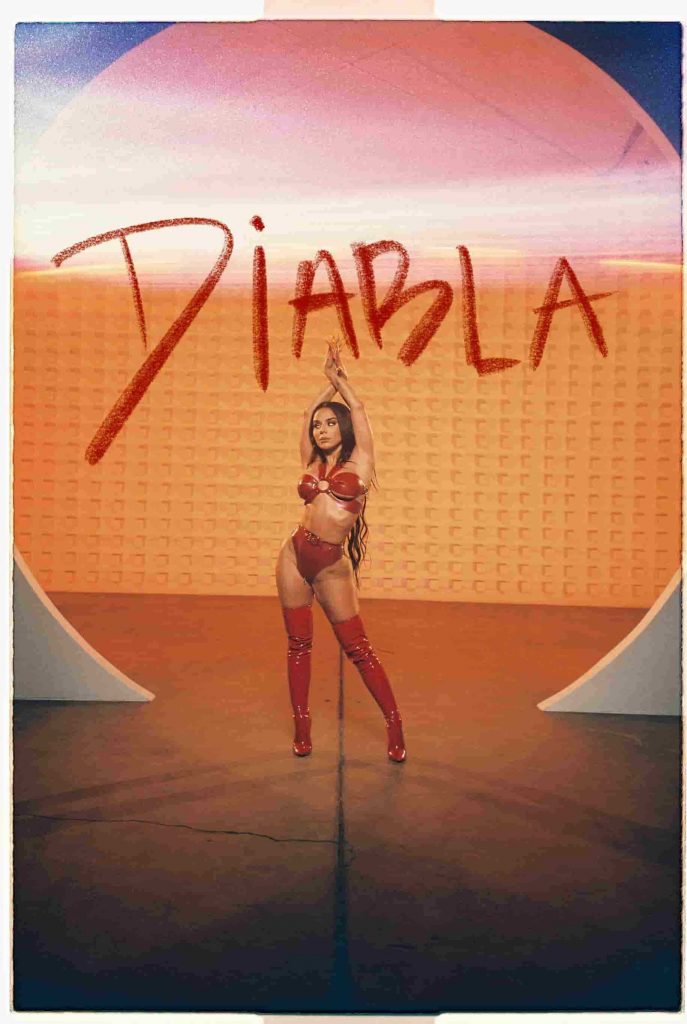 Izzy La Reina lança single "Diabla"